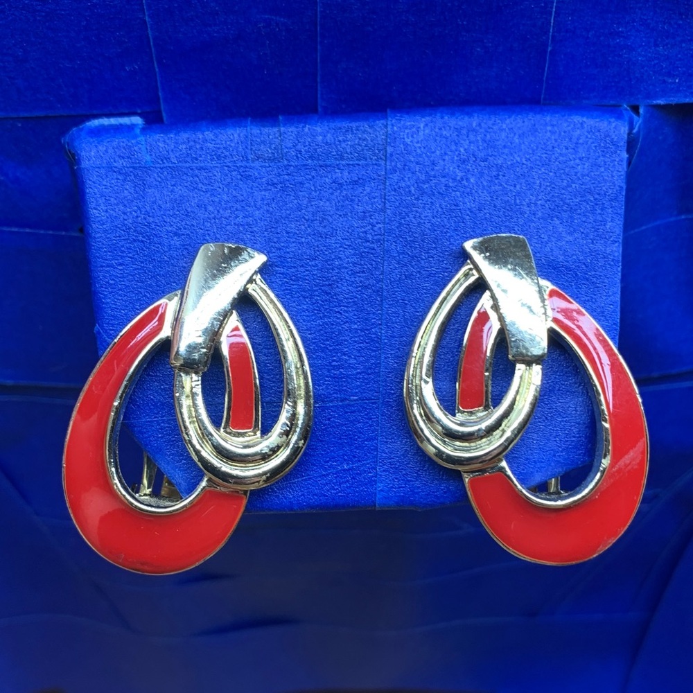 Vintage Red and Gold Teardrop Clip-On Earrings